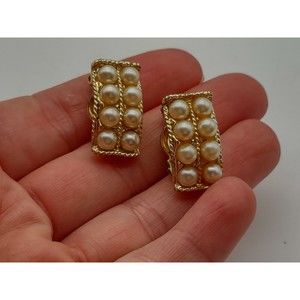 S&G 5th Ave Faux Pearl Clip On Earrings Gold Tone Vintage Estate